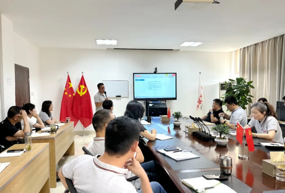 換季傳新，砥礪前行丨得潤電氣2024年輪值總裁交接儀式圓滿完成